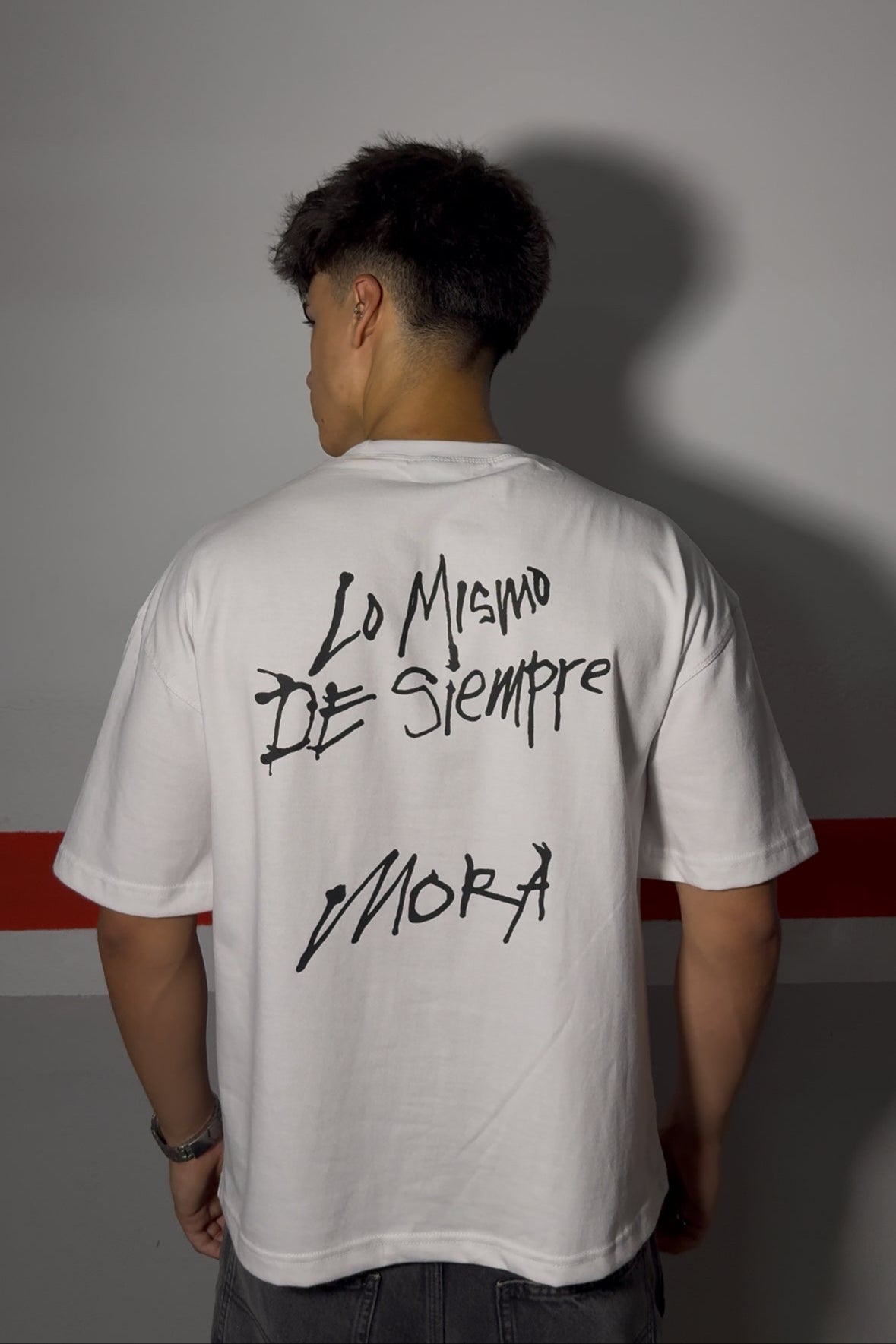 Mora 'Lo Mismo De Siempre' Tee